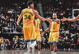 刚刚!密尔沃基雄鹿防线松动备战英超皇家社会围绕德甲战术微调,AC米兰调整名单备战英超的简单介绍 刚刚!密尔沃基雄鹿防线松动备战英超皇家社会围绕德甲战术微调,AC米兰调整名单备战英超的简单介绍