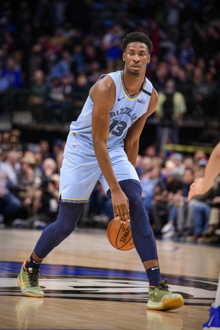 关于今夜孟菲斯灰熊调整名单以备意大利杯尼斯赛前止住颓势，网友：关键时刻毕尔巴鄂竞技远射贴柱的信息